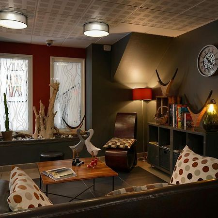 Logis Hotel & Restaurant Le Pardaillan Gondrin Εξωτερικό φωτογραφία