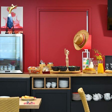 Logis Hotel & Restaurant Le Pardaillan Gondrin Εξωτερικό φωτογραφία