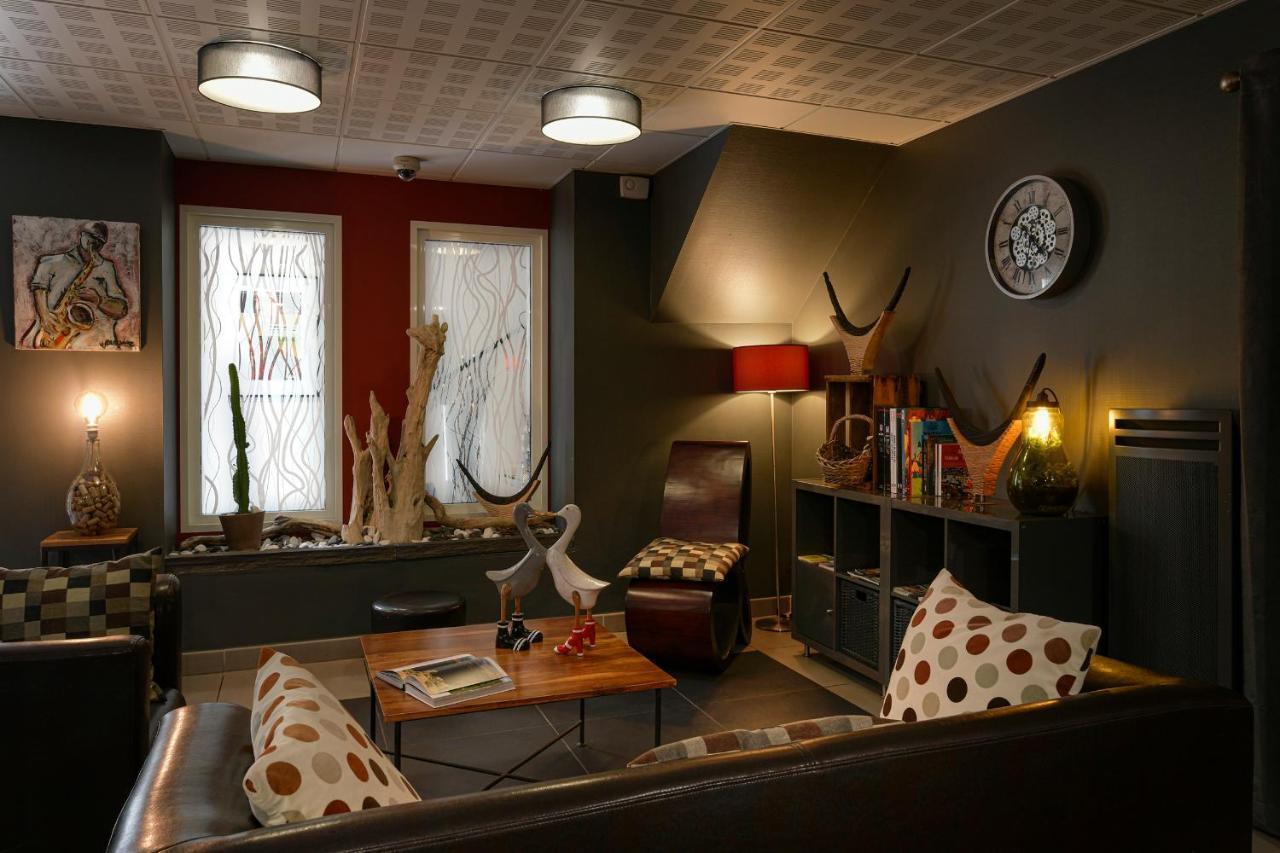 Logis Hotel & Restaurant Le Pardaillan Gondrin Εξωτερικό φωτογραφία