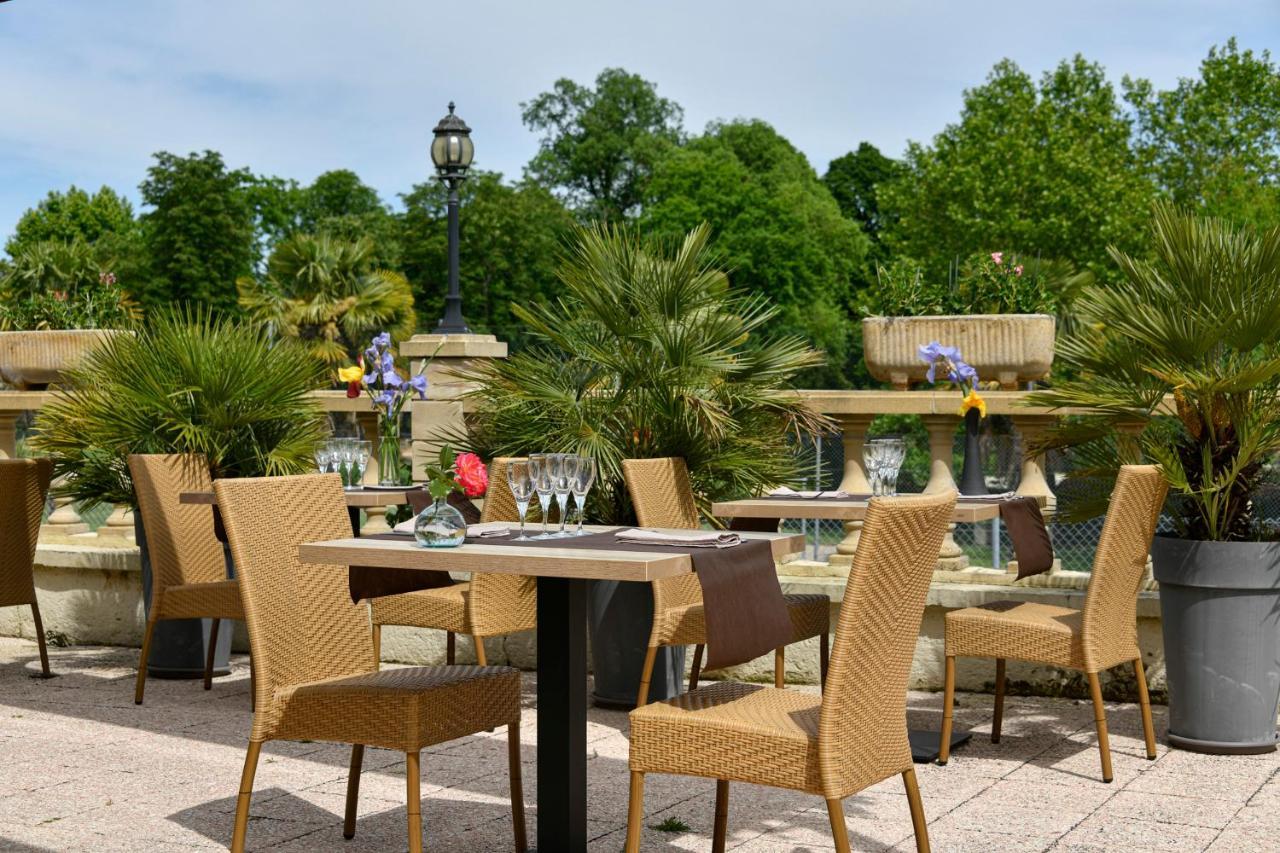 Logis Hotel & Restaurant Le Pardaillan Gondrin Εξωτερικό φωτογραφία