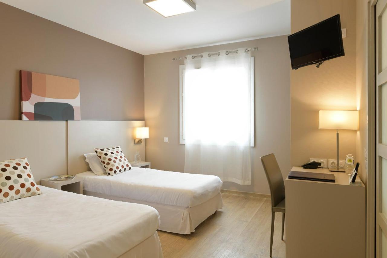 Logis Hotel & Restaurant Le Pardaillan Gondrin Εξωτερικό φωτογραφία